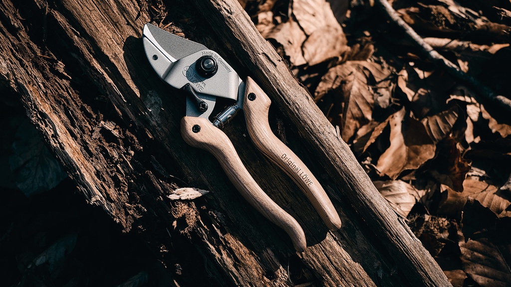 Baumschere LÖWE N7.104, Hickory-Holzgriff, 20 cm lang