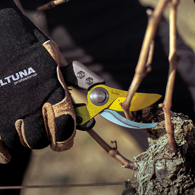 Baumschere ALTUNA TITANIUM, 21 cm lang