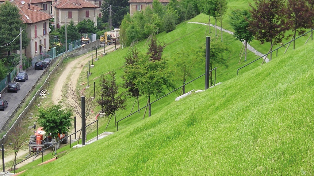 137.490_Erosionsschutz-Begrünungsmatte vorbesät 500 g/m2, 205 cm breit, Rolle à 45 m