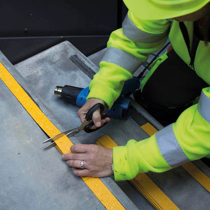 213.000_Markierungstreifen gelb, 100 cm lang, 5 cm breit