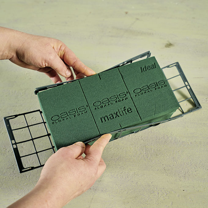 231.421_OASIS® Ziegel-Gitter für Steckschaum 11.5 x 11 x 7.5 cm