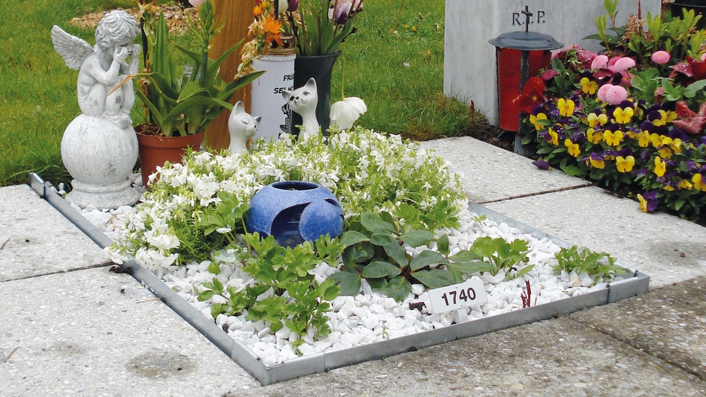 Bordure tombale acier zinguée 75 x 125 cm