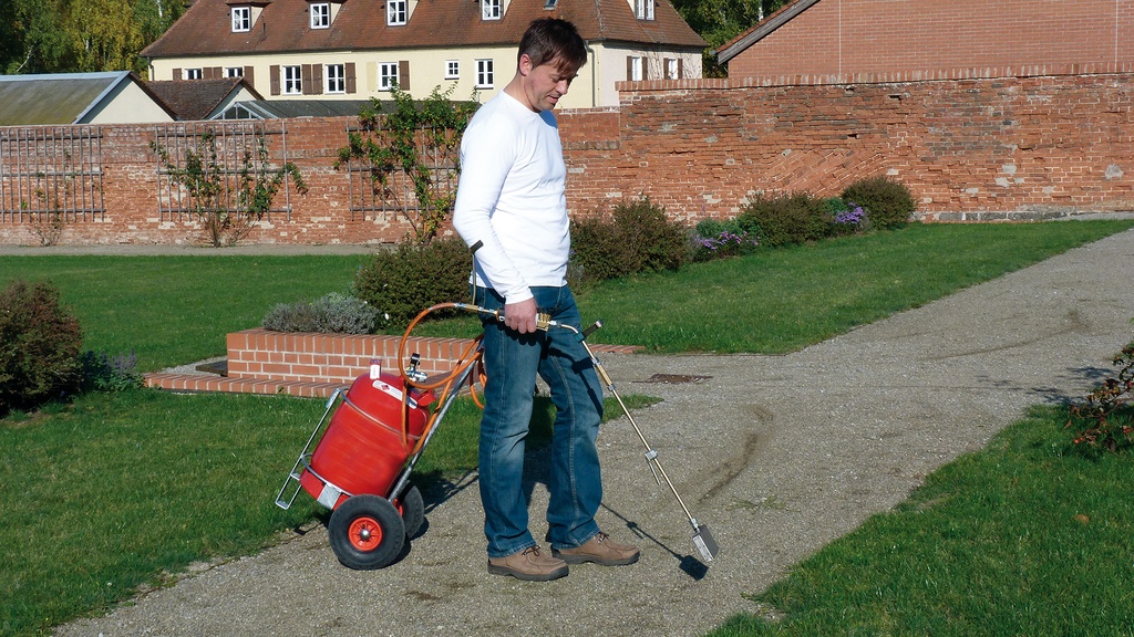 Désherbeur thermique portable, largeur de travail 160 mm