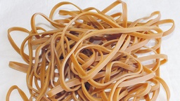 [203.345] Gummiringli ø 120 mm, Pack à 1 kg