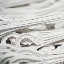 [233.512.3] Aufhänger für Blumenampeln ROYAL 20 cm blau